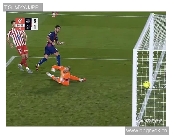 西甲激战莱万罚失点球巴萨顽强逆转马竞收获三分